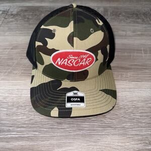 Officially licensed NASCAR‎ camo mesh trucker snapback